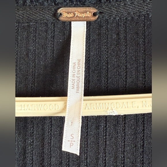 Free People Third Date L/S Button & Laced Cropped Top Blouse Womens Sz SP Black - Picture 2 of 7